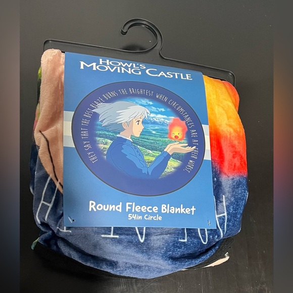 Rare! Studio Ghibli Howl's Moving Castle Sophie and Calcifer Round Throw - Picture 2 of 3